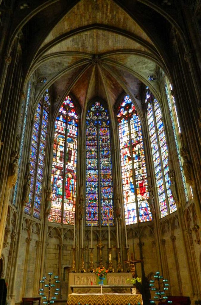 Altar da Basílica de Saint-Nazaire, em Carcassonne