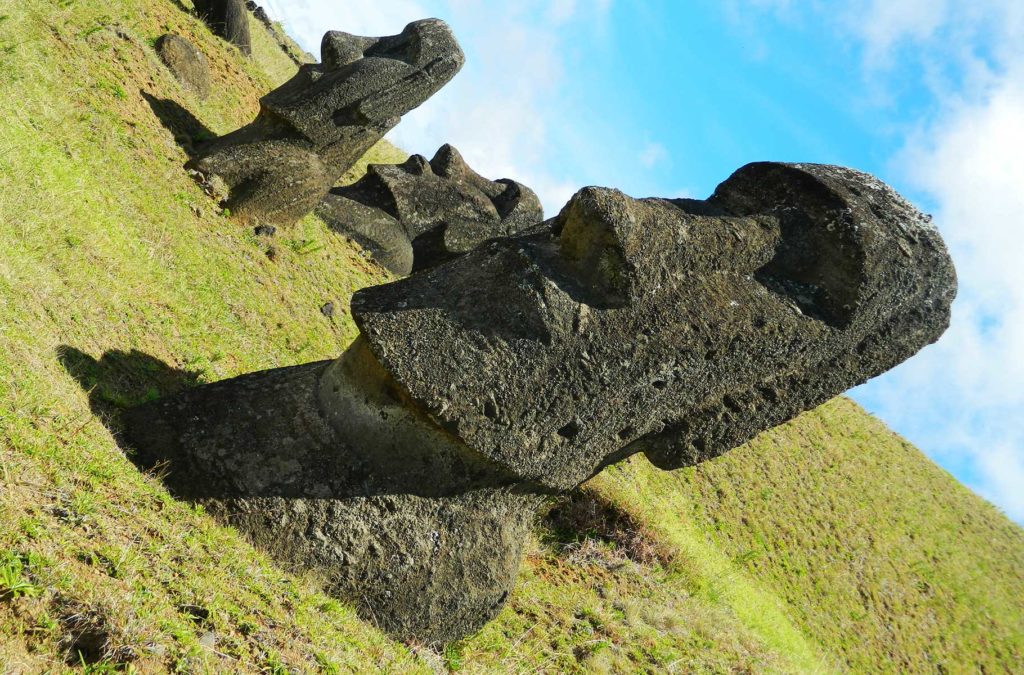 O que fazer na Ilha de Páscoa: Rano Raraku (Fábrica de Moais)