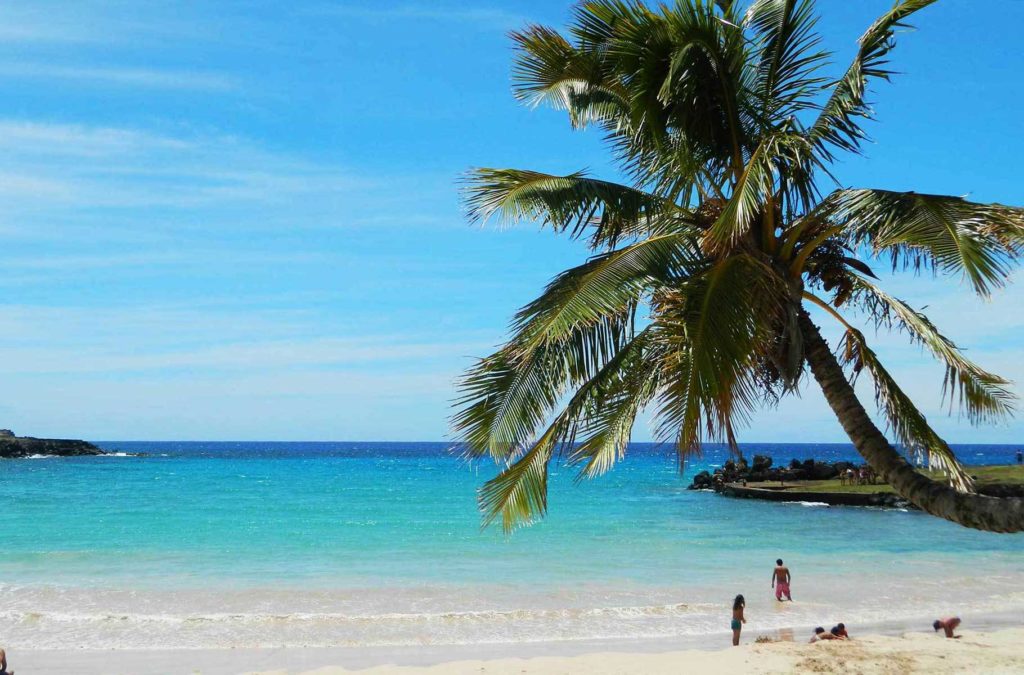 O que fazer na Ilha de Páscoa: Praia de Anakena