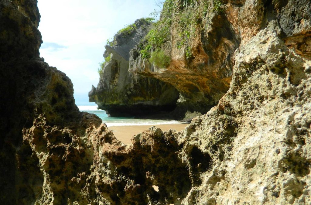 O que fazer em Bali - Praia de Uluwatu