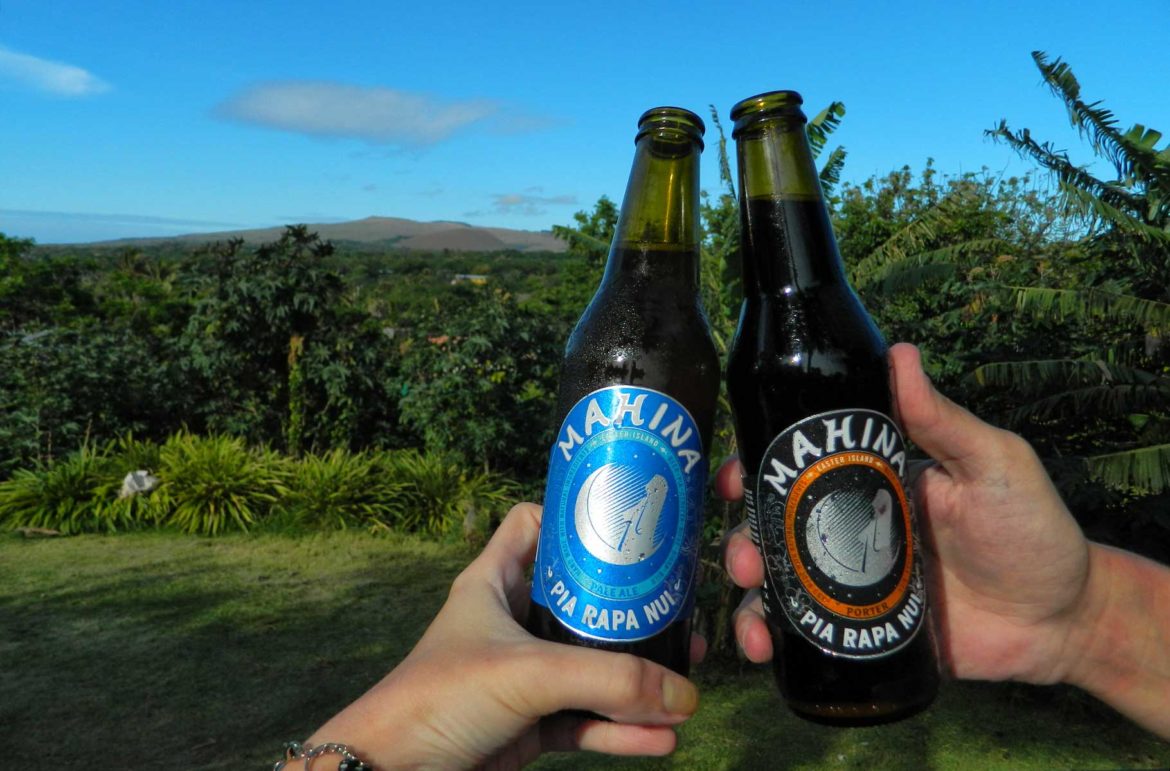 Quanto custa viajar para a Ilha de Páscoa? Veja como gastar só US$ 65 por dia Quanto custa viajar para Ilha de Páscoa - Cerveja artesanal da Ilha de Páscoa