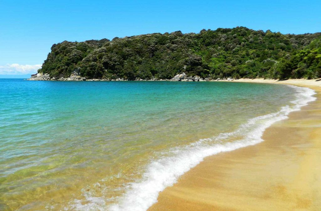 Anchorage Beach é a praia mais bonita do Parque Nacional Abel Tasman