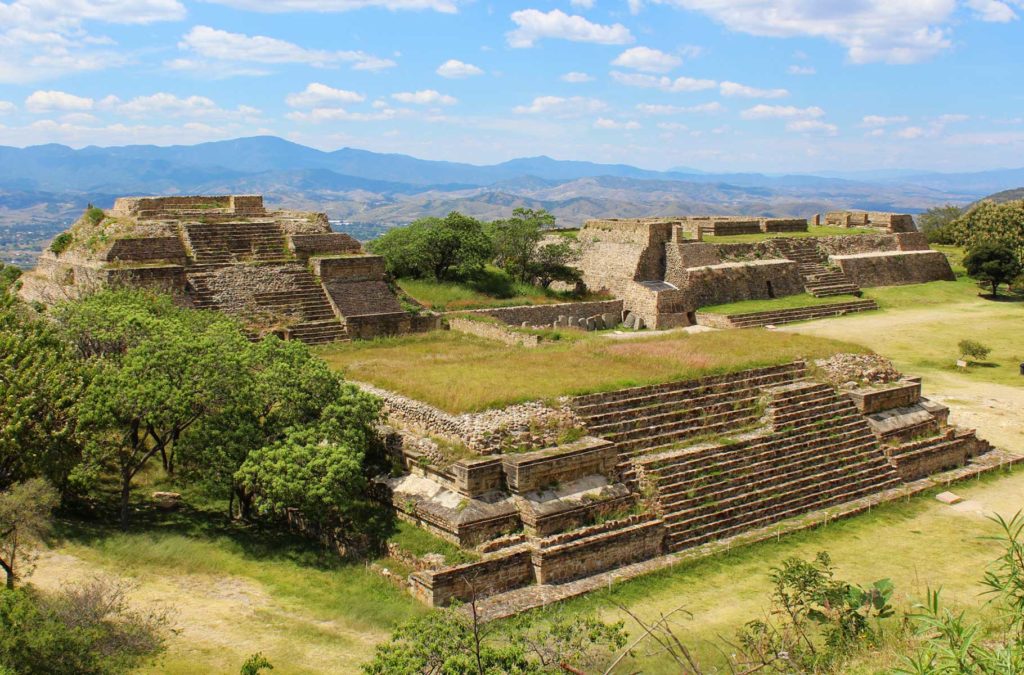 Ruínas da cidade zapoteca de Monte Albán, em Oaxaca