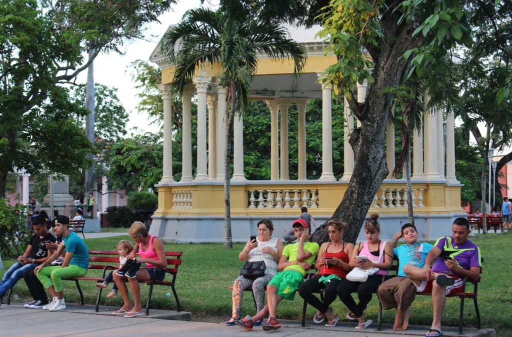 Quanto custa viajar para Cuba - Praça de Santa Clara