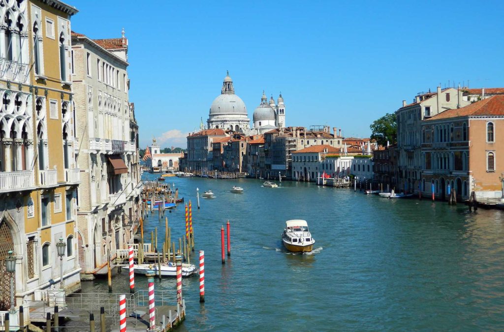 Veneza não pode ficar de fora da sua lista de o que fazer na Itália