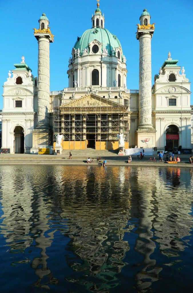 O que fazer em Viena - Igreja de São Carlos Borromeu, ou ‘Karlskirche’