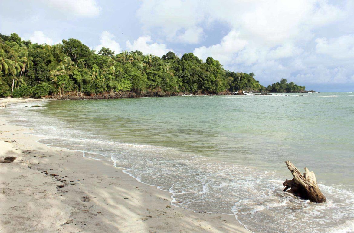 Praia do Parque Nacional Manuel Antonio, em Manuel Antonio (Costa Rica)