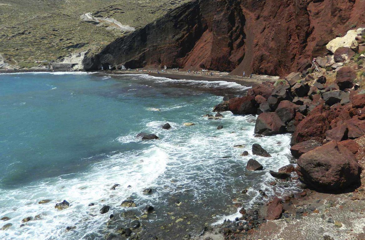 Red Beach, na Ilha de Santorini (Grécia)