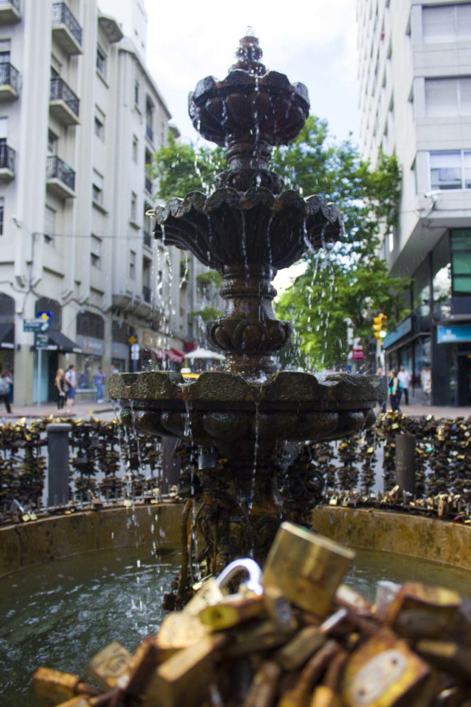 O que fazer em Montevidéu - Fonte dos Cadeados