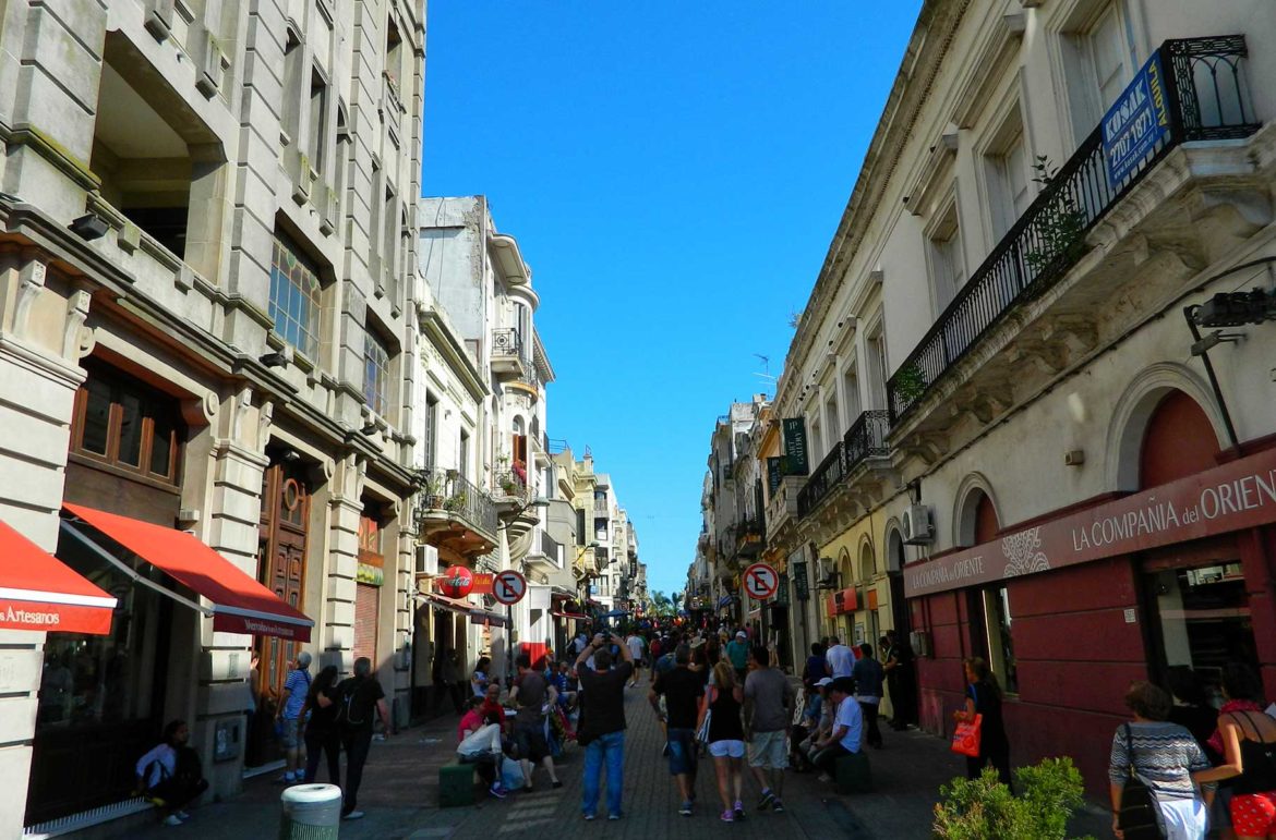 Fotos de Montevidéu - Calle Perez Castellano