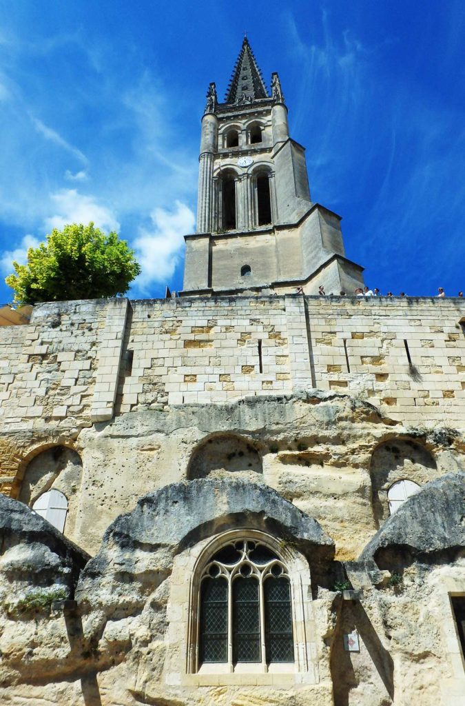 Igreja Monolítica de Saint-Émilion, na França