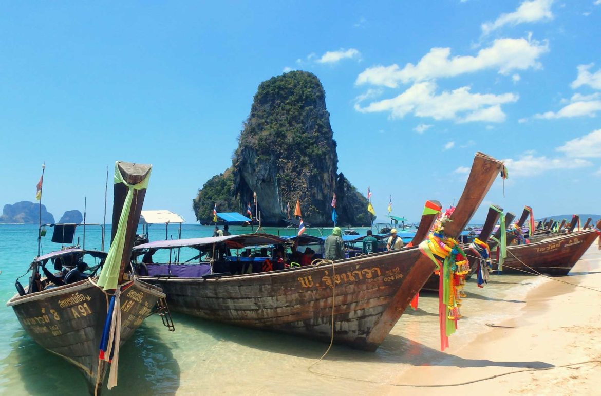 Praia de Phra Nang, em Railay Beach