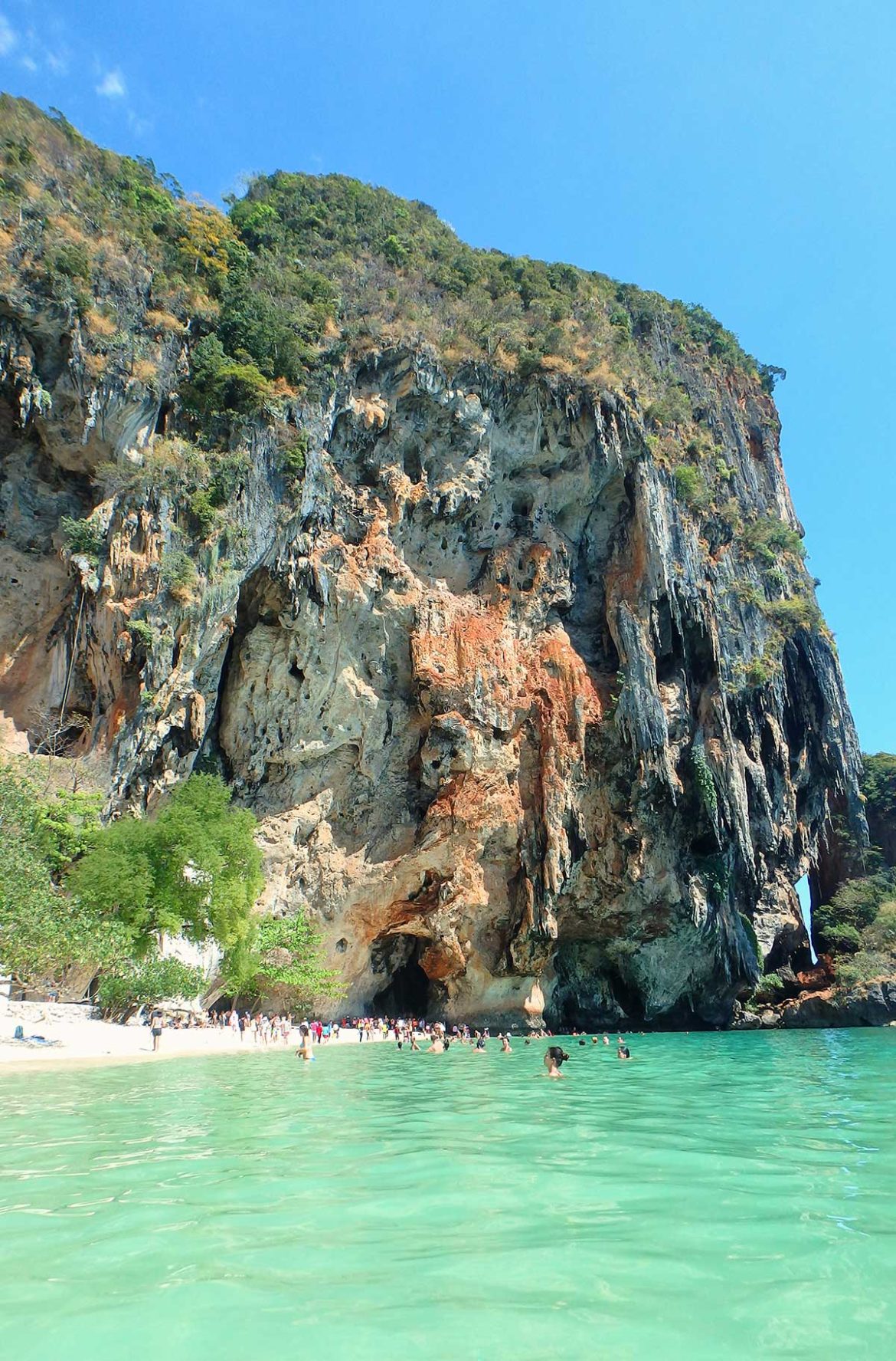 Praia de Phra Nang, em Railay Beach