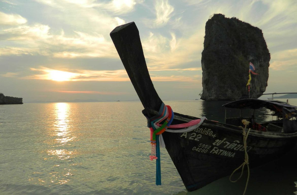 Pôr do sol em Poda Island, em Ao Nang