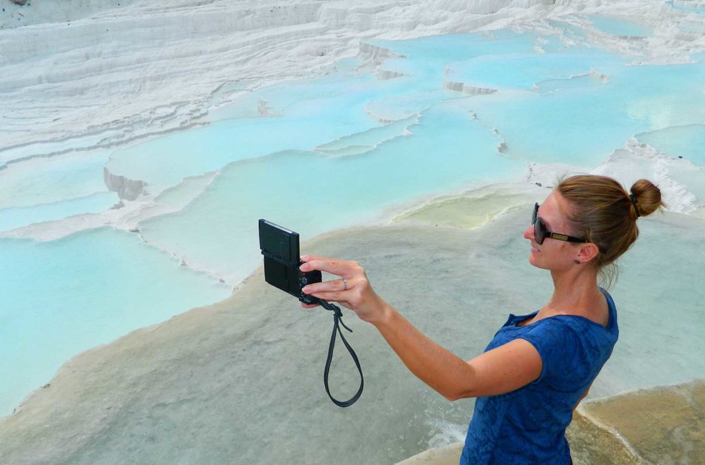 Como tirar selfie em viagens - Use e abuse do pau de selfie