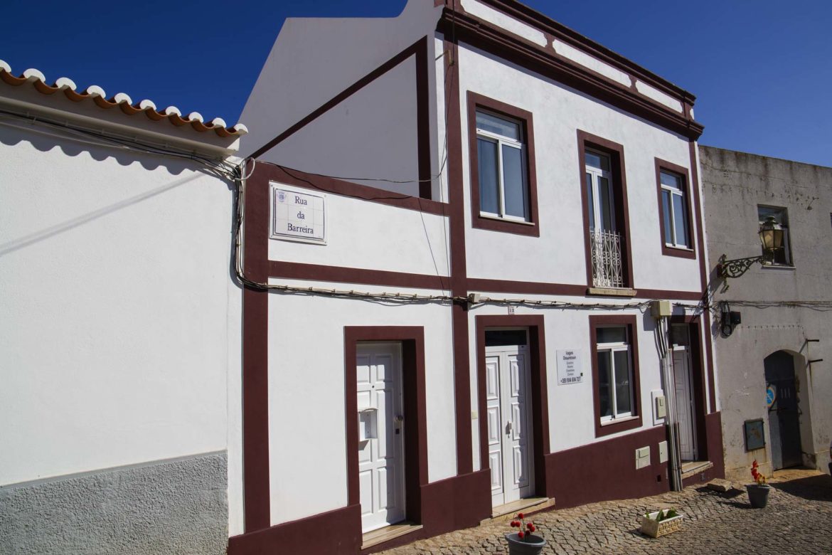 Saiba onde ficar em Portugal e pagar menos de US$ 55 Onde ficar em Portugal - Lagos