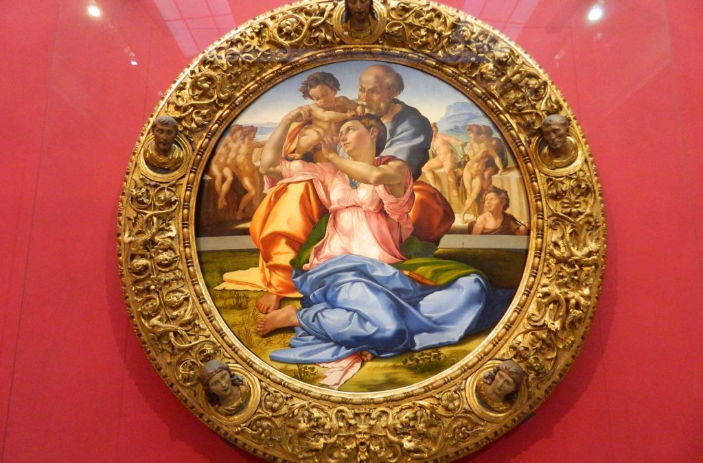 Quadro Tondo Doni, de Michelangelo, pode ser visto de graça na Galeria Uffizi, em Florença