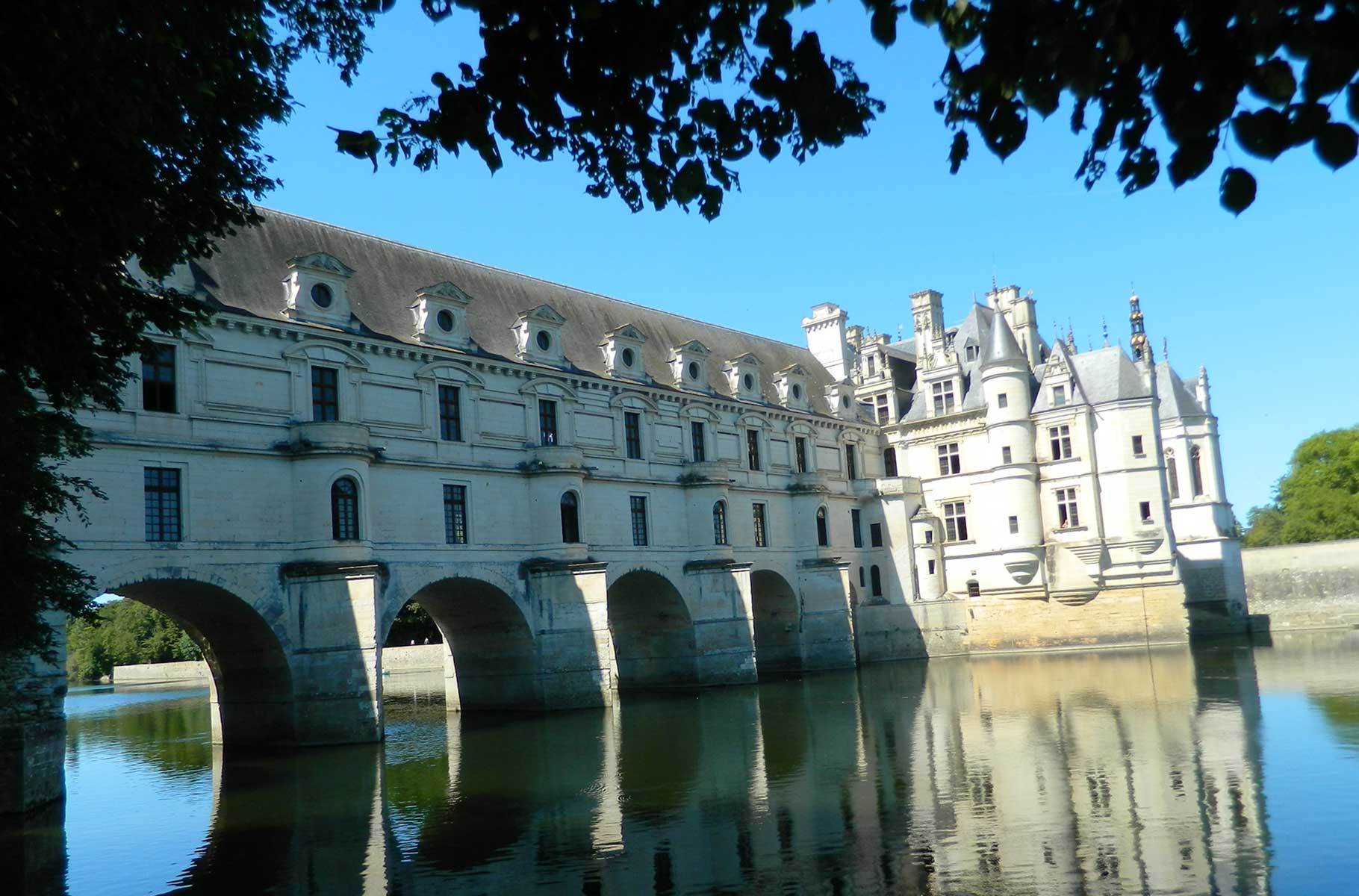 Como comprar menos e viajar mais? - Chateau Chennonceau, no Vale do Loire (França)