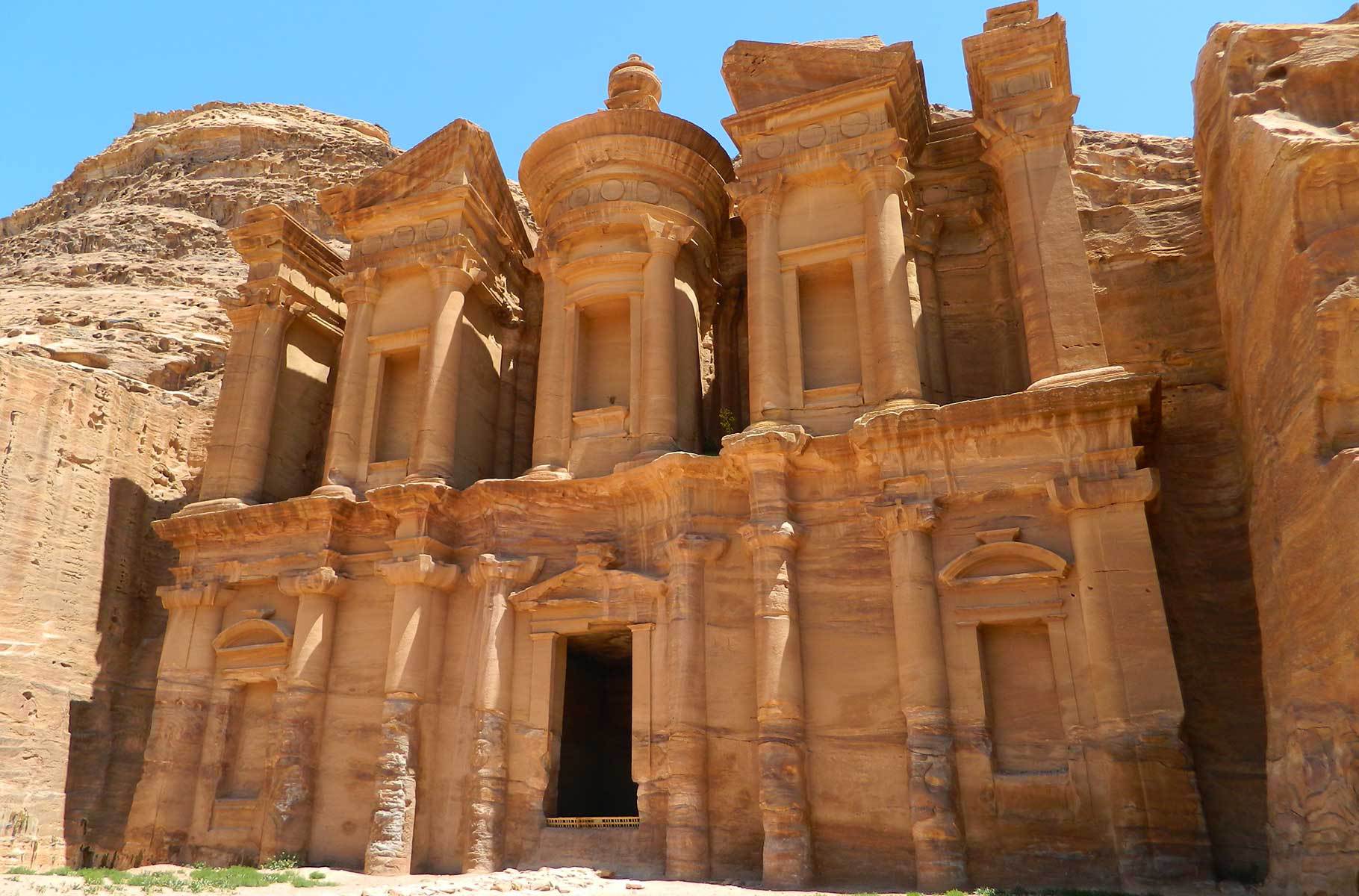 Como comprar menos e viajar mais? - Petra, na Jordânia