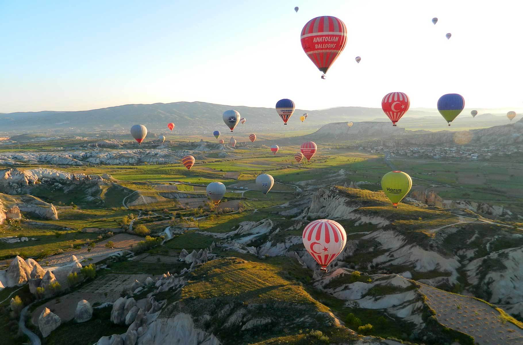 Como comprar menos e viajar mais? - voo de balão na Capadócia
