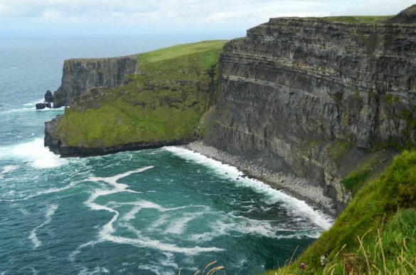 Lugares mais incríveis da Europa Lugares mais incríveis da Europa - Cliffs of Moher (Irlanda)