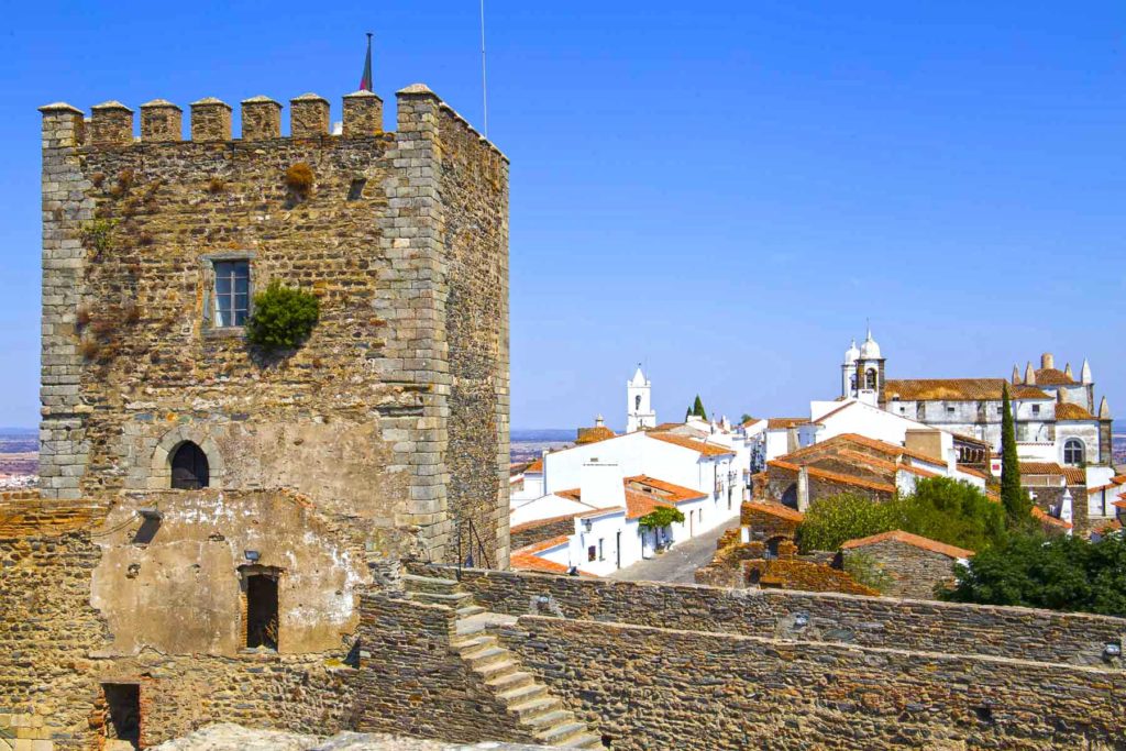 Vilarejo medieval de Monsaraz, em Portugal