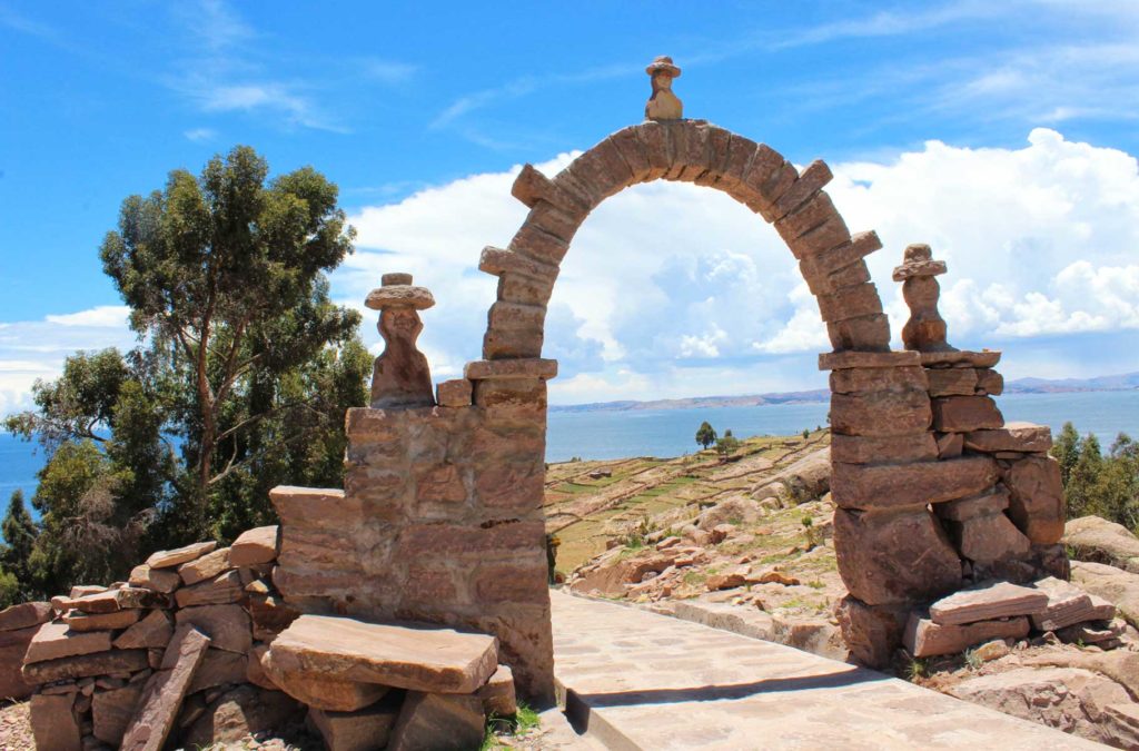 Portal tradicional da Ilha Taquile, no Lago Titicaca