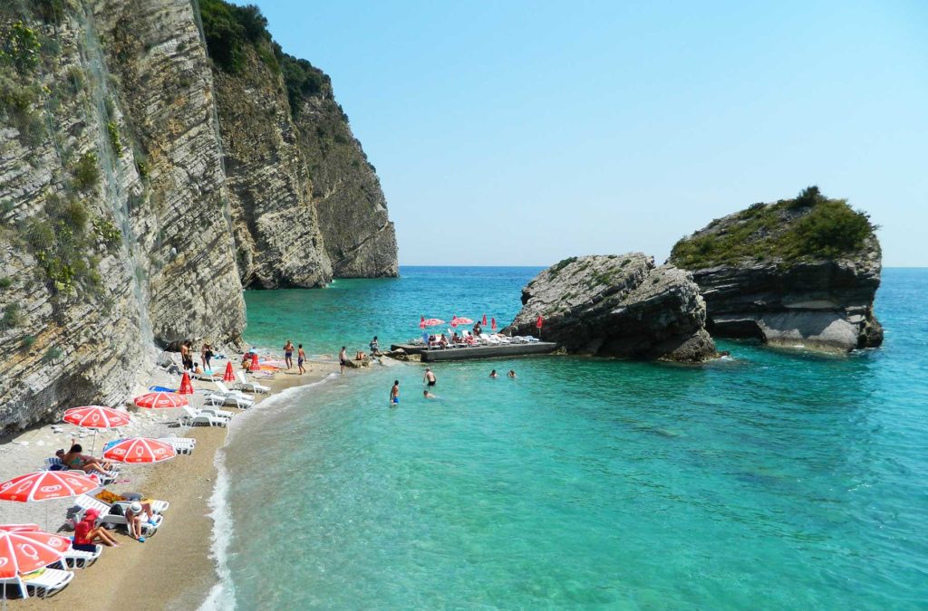 Praias mais bonitas da Europa - Ilha de São Nicolau (Montenegro)