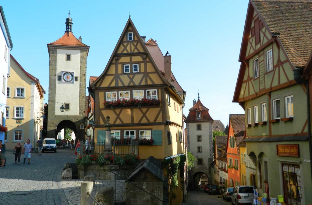 Plönlein, a esquina mais famosa e fotografada de Rothenburg