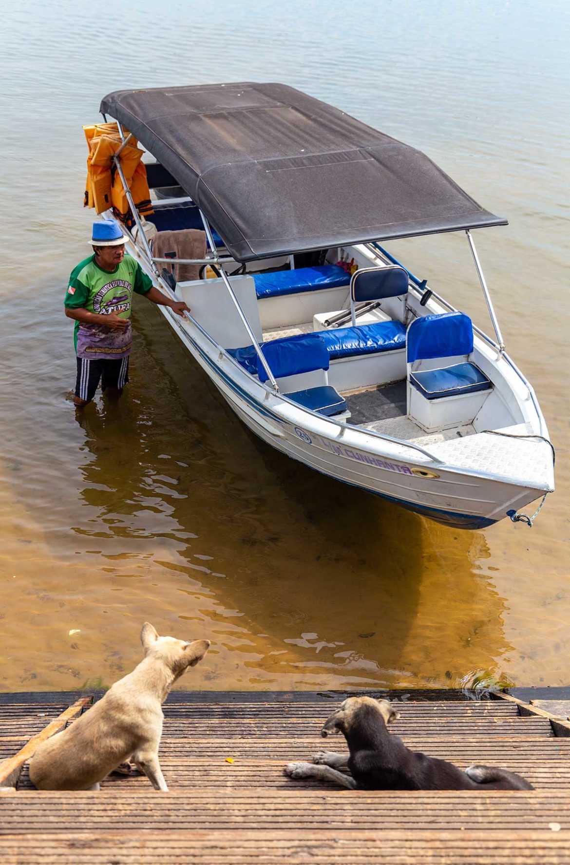 Píer de onde partem os passeios de barco de Alter do Chão