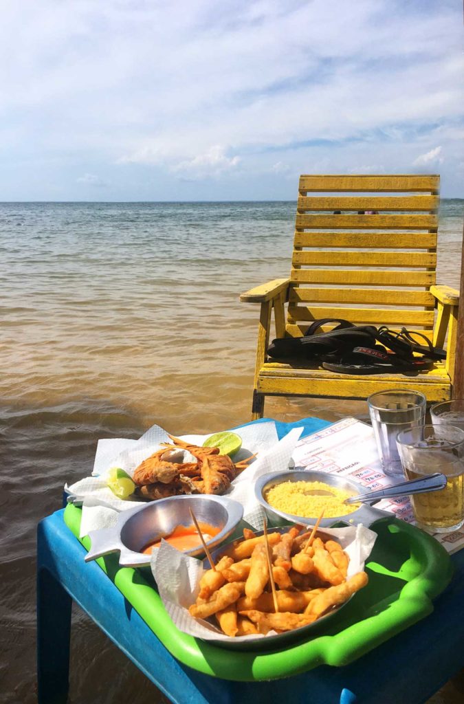 Dicas de Alter do Chão - Aproveite os preços tabelados das comidas e bebidas nas praias