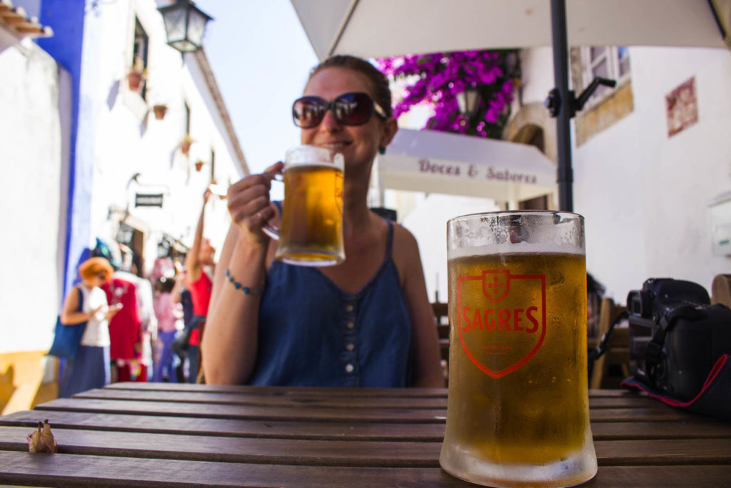 Dicas de Portugal - Há diferentes tamanhos de copo de cerveja disponíveis nos bares e restautantes