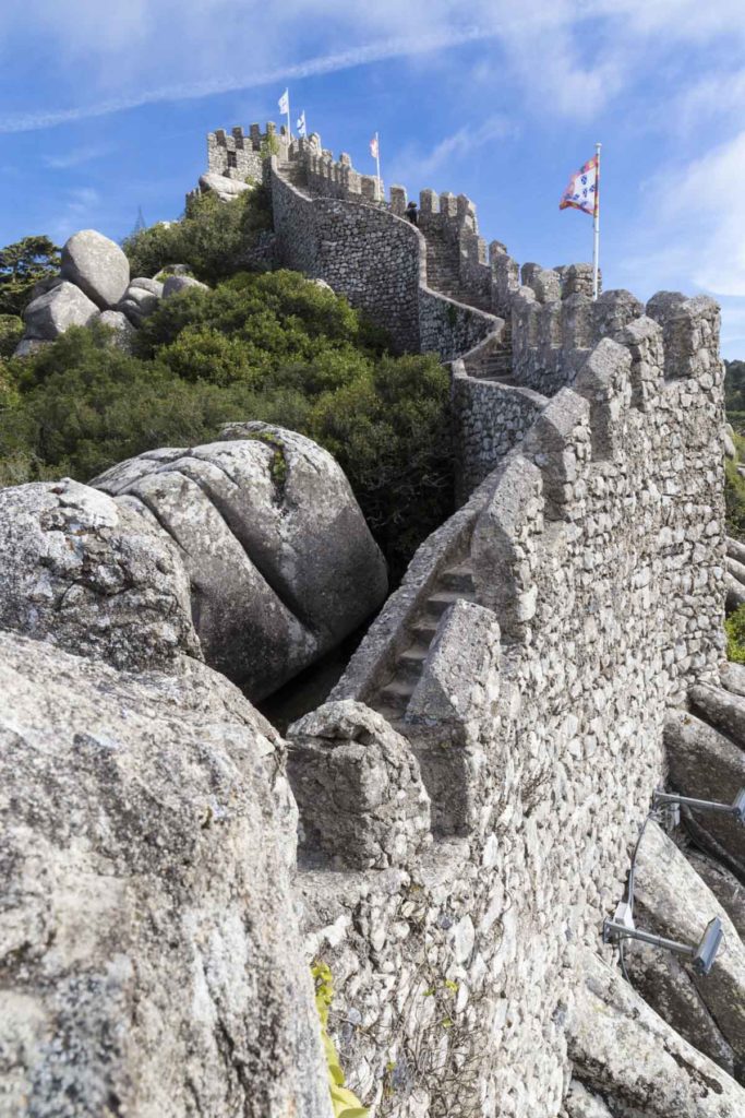 Bate-voltas de Lisboa - Outra atração de Sintra que você pode visitar em um dia é o Castelo dos Mouros