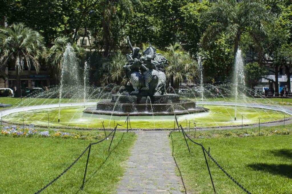 Roteiro em Buenos Aires e Montevidéu - Plaza Fabini