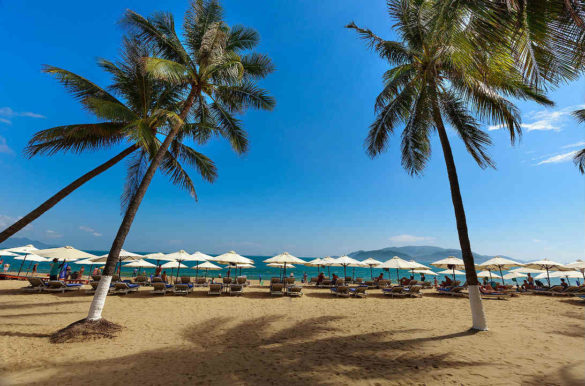 Praias de areia branca Praias de areia branca - Nha Trang, no Vietnã