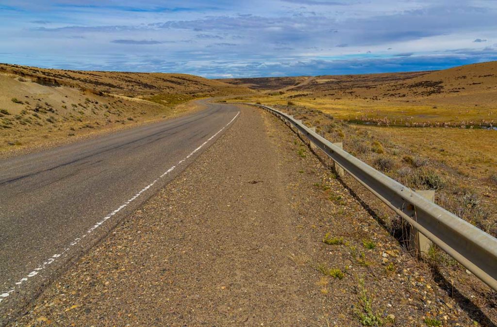 Trecho da Ruta 3 na Patagônia argentina