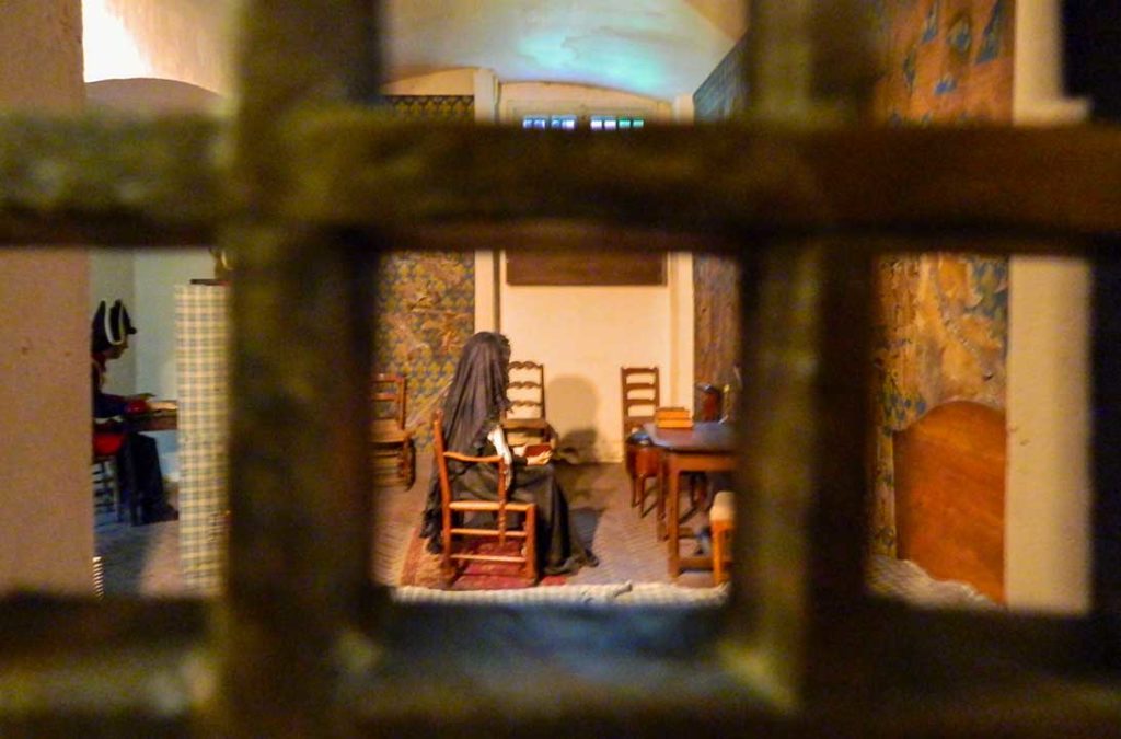 Reprodução da cela onde Maria Antonieta ficou presa na Conciergerie, em Paris