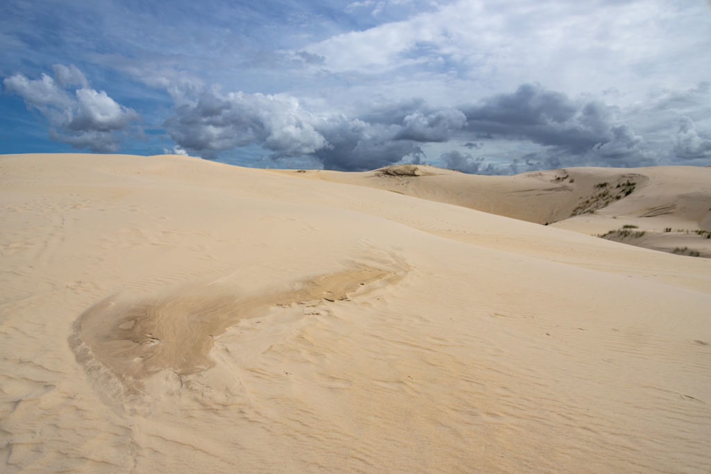 Dunas da Praia da Ribanceira, atração turística de Imbituba