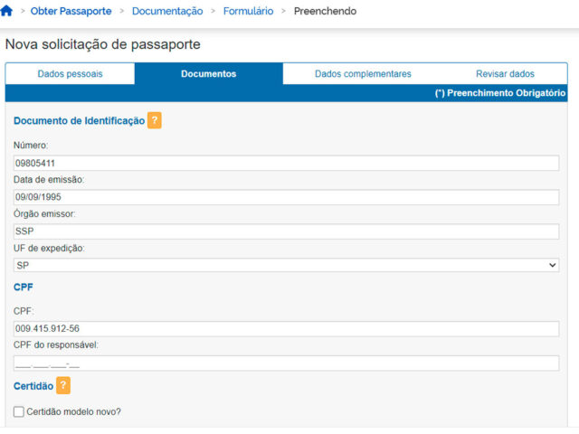 Tela mostra como preencher o formulário online para solicitar passaporte